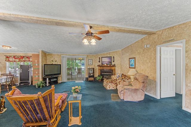 1754 Memorial Drive Extension, Greer, SC 29651
