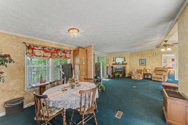 1754 Memorial Drive Extension, Greer, SC 29651