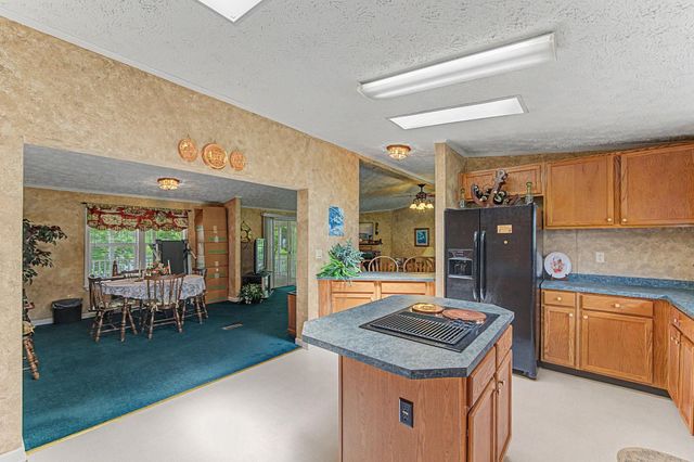1754 Memorial Drive Extension, Greer, SC 29651
