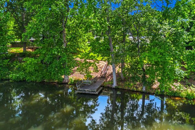 1754 Memorial Drive Extension, Greer, SC 29651