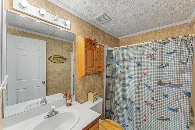 1754 Memorial Drive Extension, Greer, SC 29651