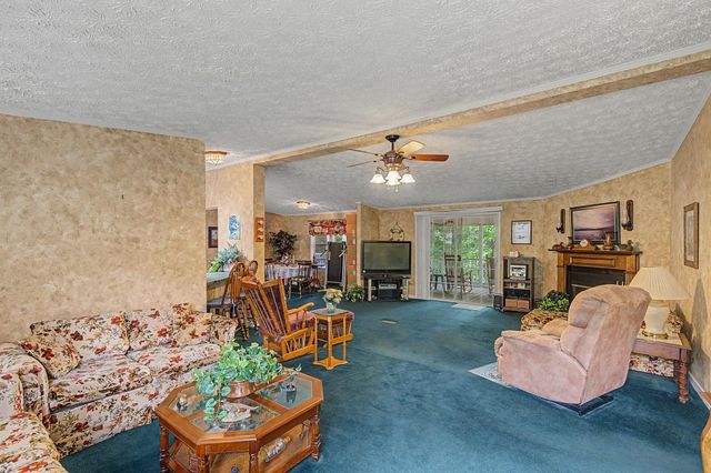 1754 Memorial Drive Extension, Greer, SC 29651