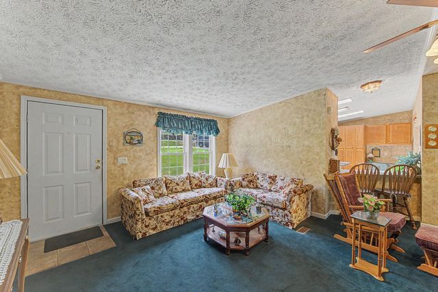1754 Memorial Drive Extension, Greer, SC 29651