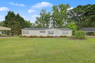 1754 Memorial Drive Extension, Greer, SC 29651
