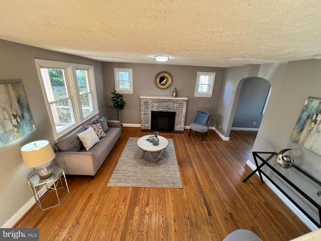 56 YORKWAY, Baltimore, MD 21222