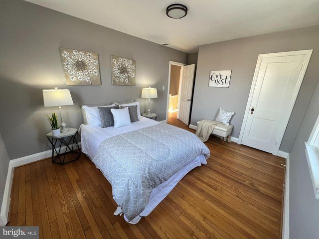 56 YORKWAY, Baltimore, MD 21222