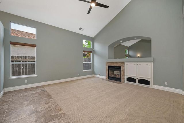 376 Rundgren Way, Folsom, CA 95630