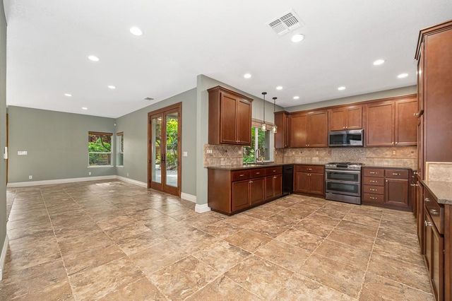 376 Rundgren Way, Folsom, CA 95630