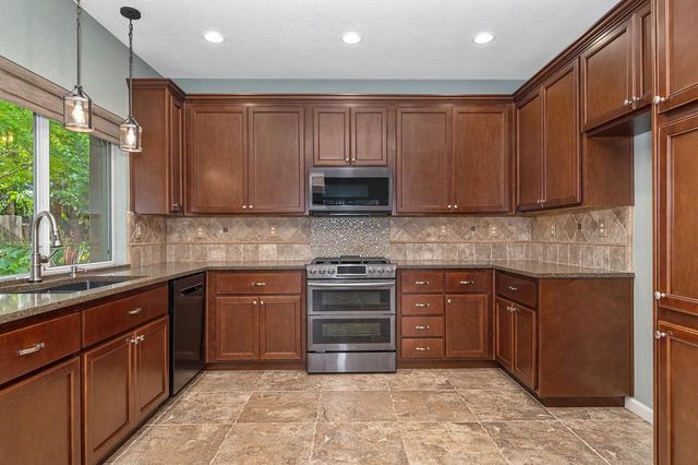 376 Rundgren Way, Folsom, CA 95630