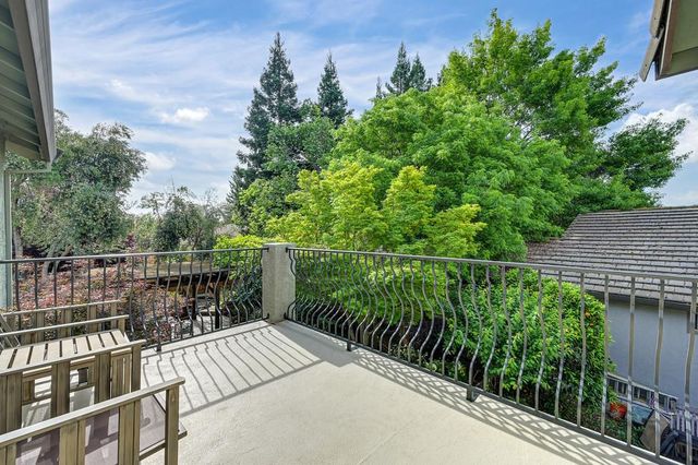376 Rundgren Way, Folsom, CA 95630