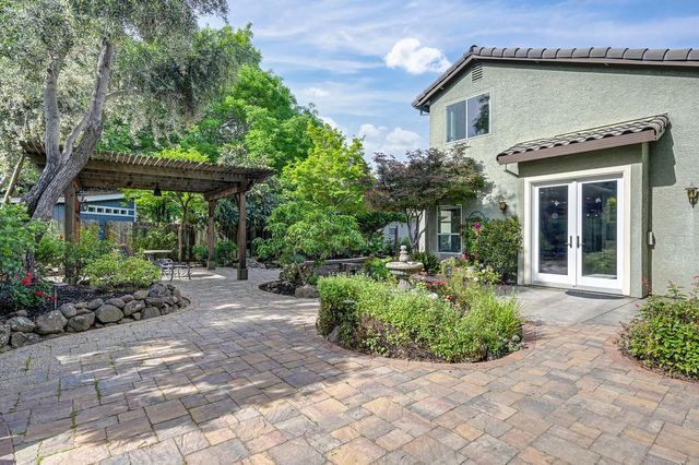 376 Rundgren Way, Folsom, CA 95630