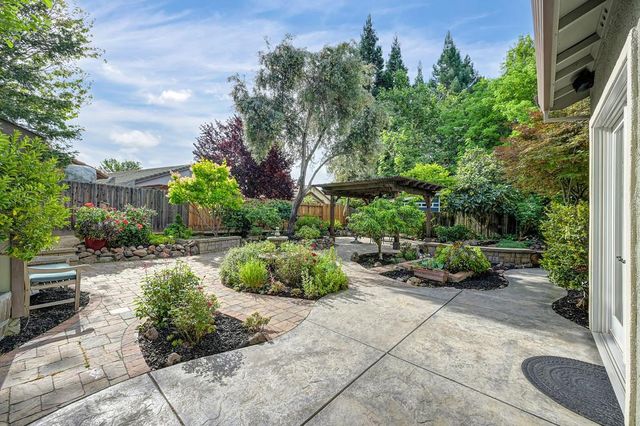 376 Rundgren Way, Folsom, CA 95630