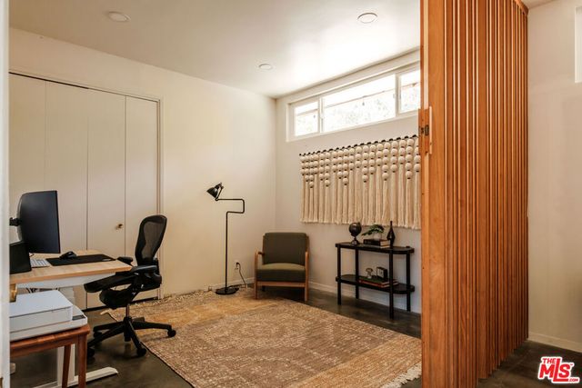 21269 Entrada Road, Topanga, CA 90290