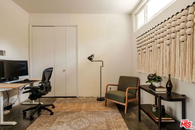 21269 Entrada Road, Topanga, CA 90290