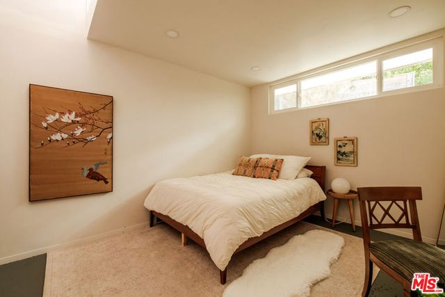 21269 Entrada Road, Topanga, CA 90290