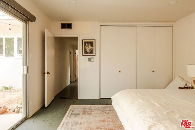 21269 Entrada Road, Topanga, CA 90290