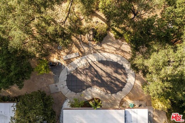 21269 Entrada Road, Topanga, CA 90290