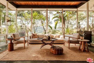 21269 Entrada Road, Topanga, CA 90290