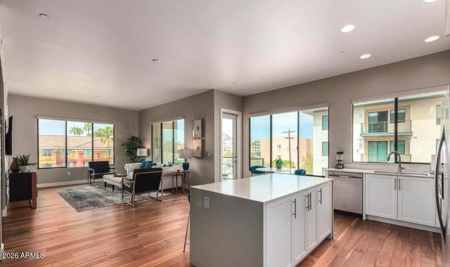 7300 E Earll Drive 3012, Scottsdale, AZ 85251