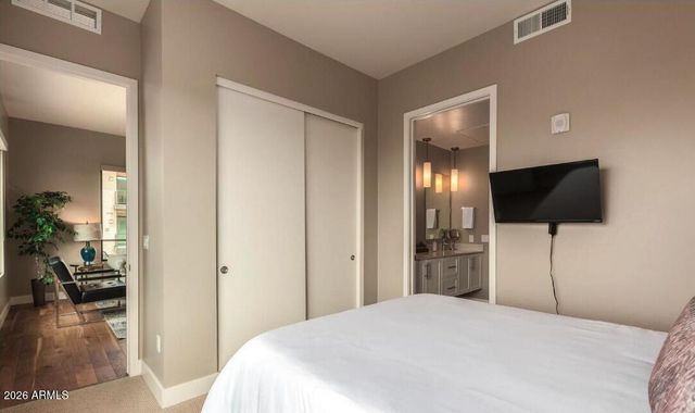 7300 E Earll Drive 3012, Scottsdale, AZ 85251