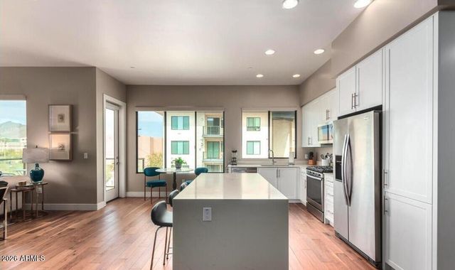 7300 E Earll Drive 3012, Scottsdale, AZ 85251