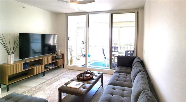 400 Flagship DR # 1104, Naples, FL 34108