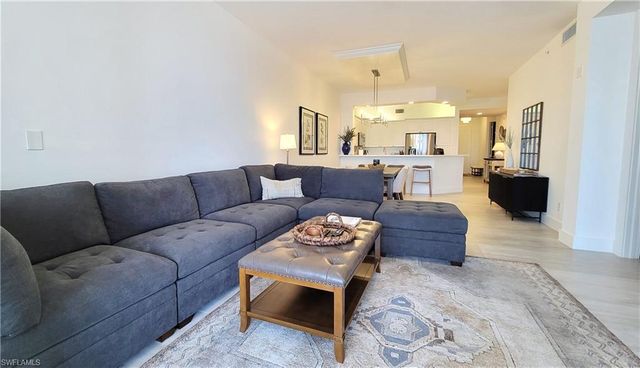 400 Flagship DR # 1104, Naples, FL 34108