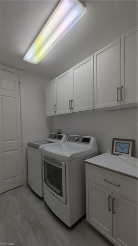 400 Flagship DR # 1104, Naples, FL 34108