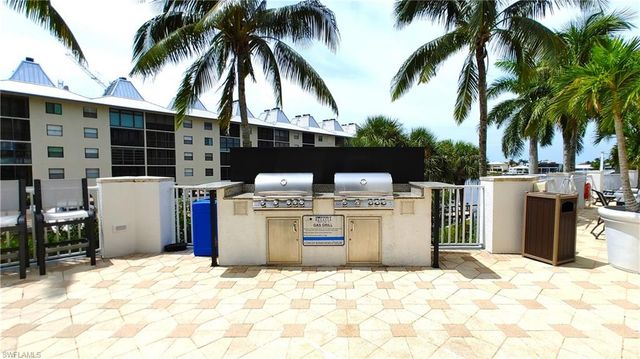 400 Flagship DR # 1104, Naples, FL 34108