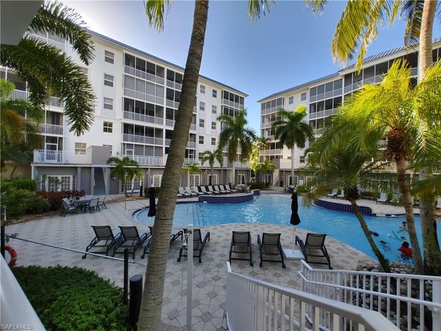 400 Flagship DR # 1104, Naples, FL 34108