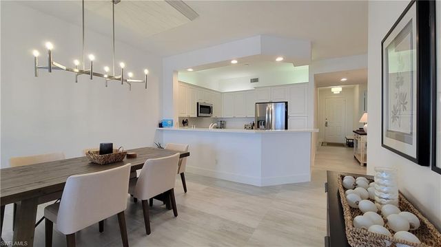 400 Flagship DR # 1104, Naples, FL 34108