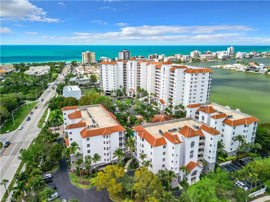 400 Flagship DR # 1104, Naples, FL 34108