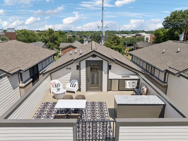 206 S 10th St, Nashville, TN 37206