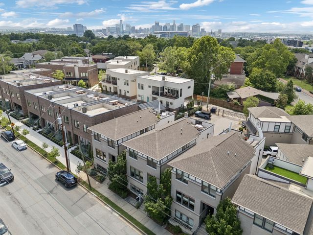 206 S 10th St, Nashville, TN 37206