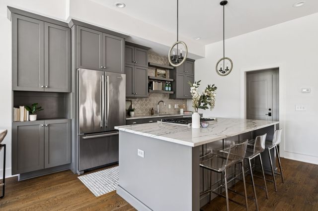 206 S 10th St, Nashville, TN 37206