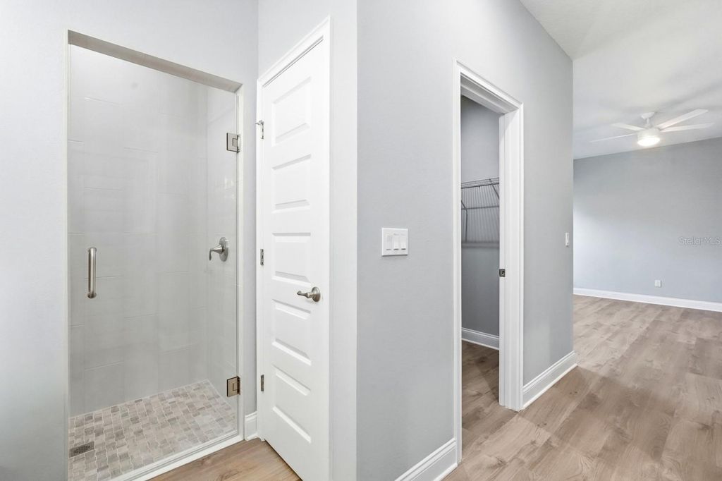 Image 24 of property listing at 402 OLIVER DRIVE, New Smyrna Beach, FL 32168