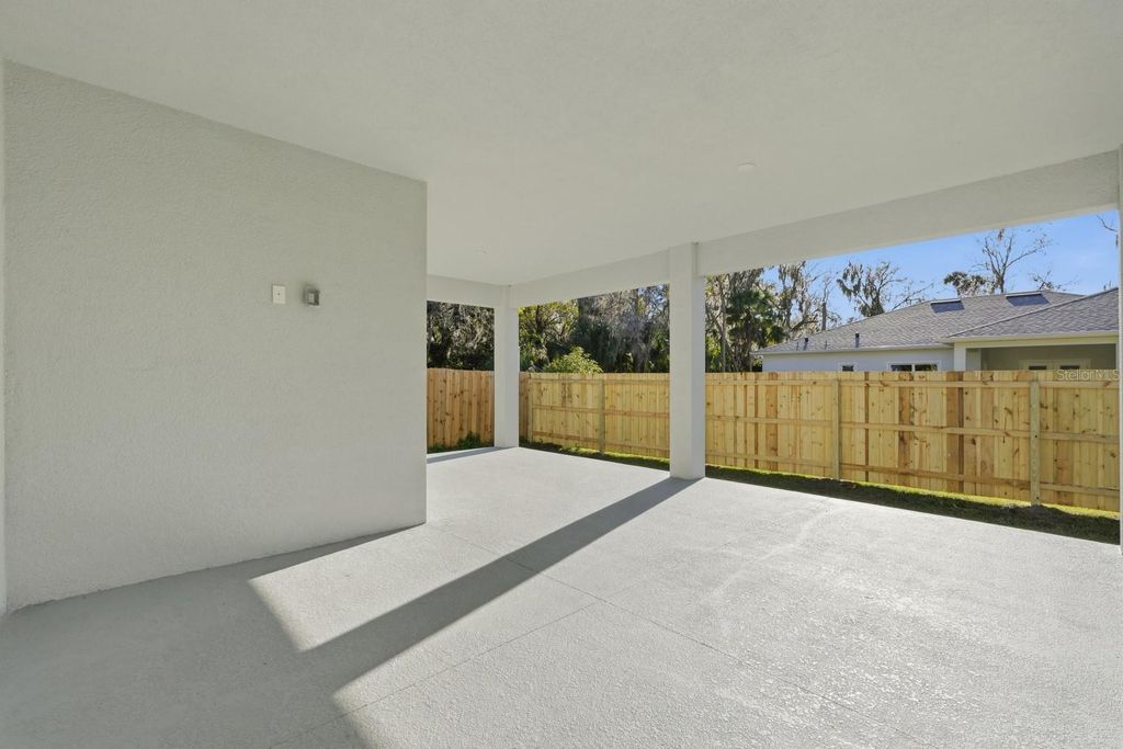 Image 33 of property listing at 402 OLIVER DRIVE, New Smyrna Beach, FL 32168