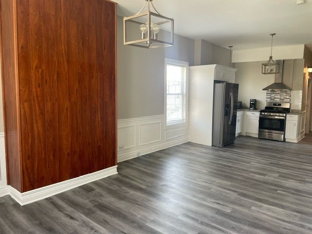 4033 W Monroe Street 2, Chicago, IL 60624