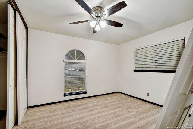 5874 Castle Hunt, San Antonio, TX 78218