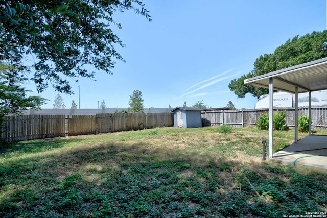 5874 Castle Hunt, San Antonio, TX 78218