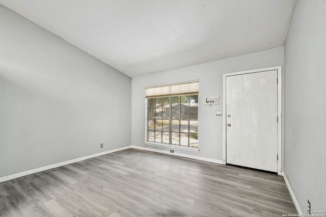 5874 Castle Hunt, San Antonio, TX 78218