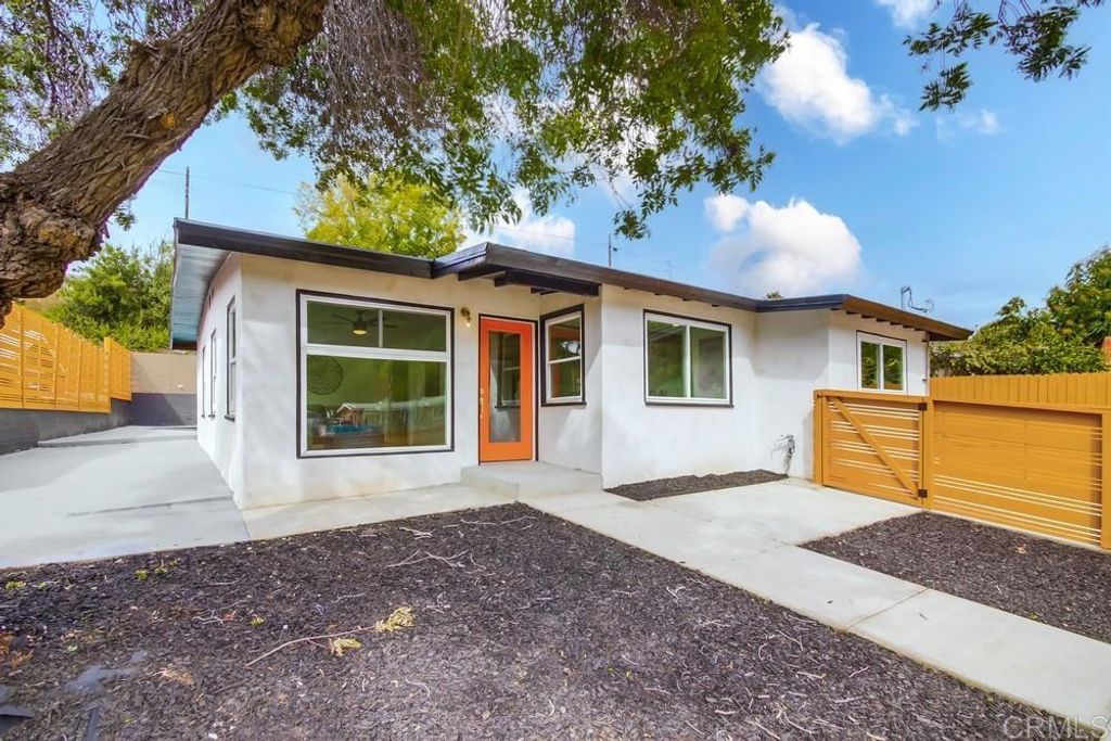 Image 39 of property listing at 5610 Streamview Drive, San Diego, CA 92105