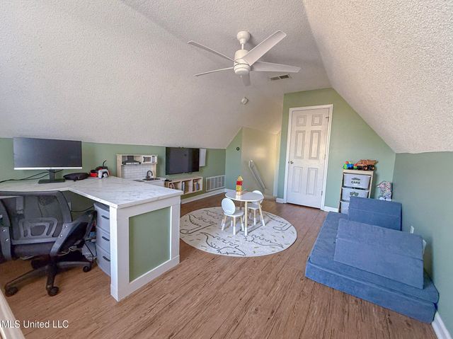 4597 Graham Lake Drive, Olive Branch, MS 38654