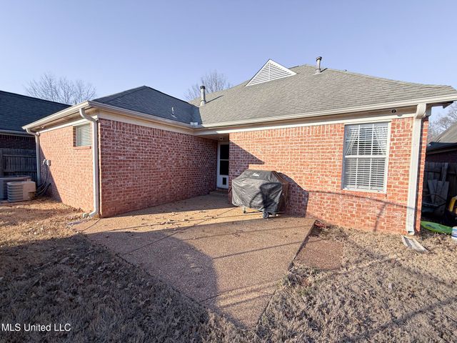 4597 Graham Lake Drive, Olive Branch, MS 38654