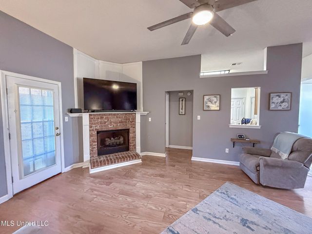 4597 Graham Lake Drive, Olive Branch, MS 38654