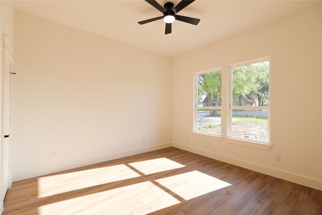 5654 Herkes Court, Fort Worth, TX 76126