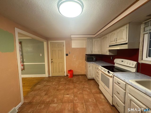 81 Lancaster Road, Bristol, CT 06010