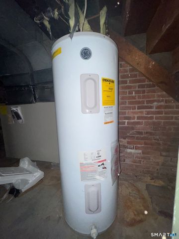 81 Lancaster Road, Bristol, CT 06010