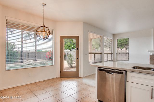 11281 N Chynna Rose Place, Tucson, AZ 85737