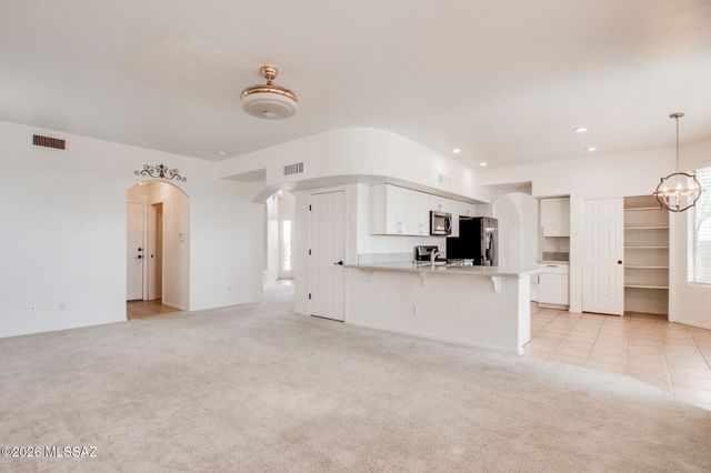 11281 N Chynna Rose Place, Tucson, AZ 85737